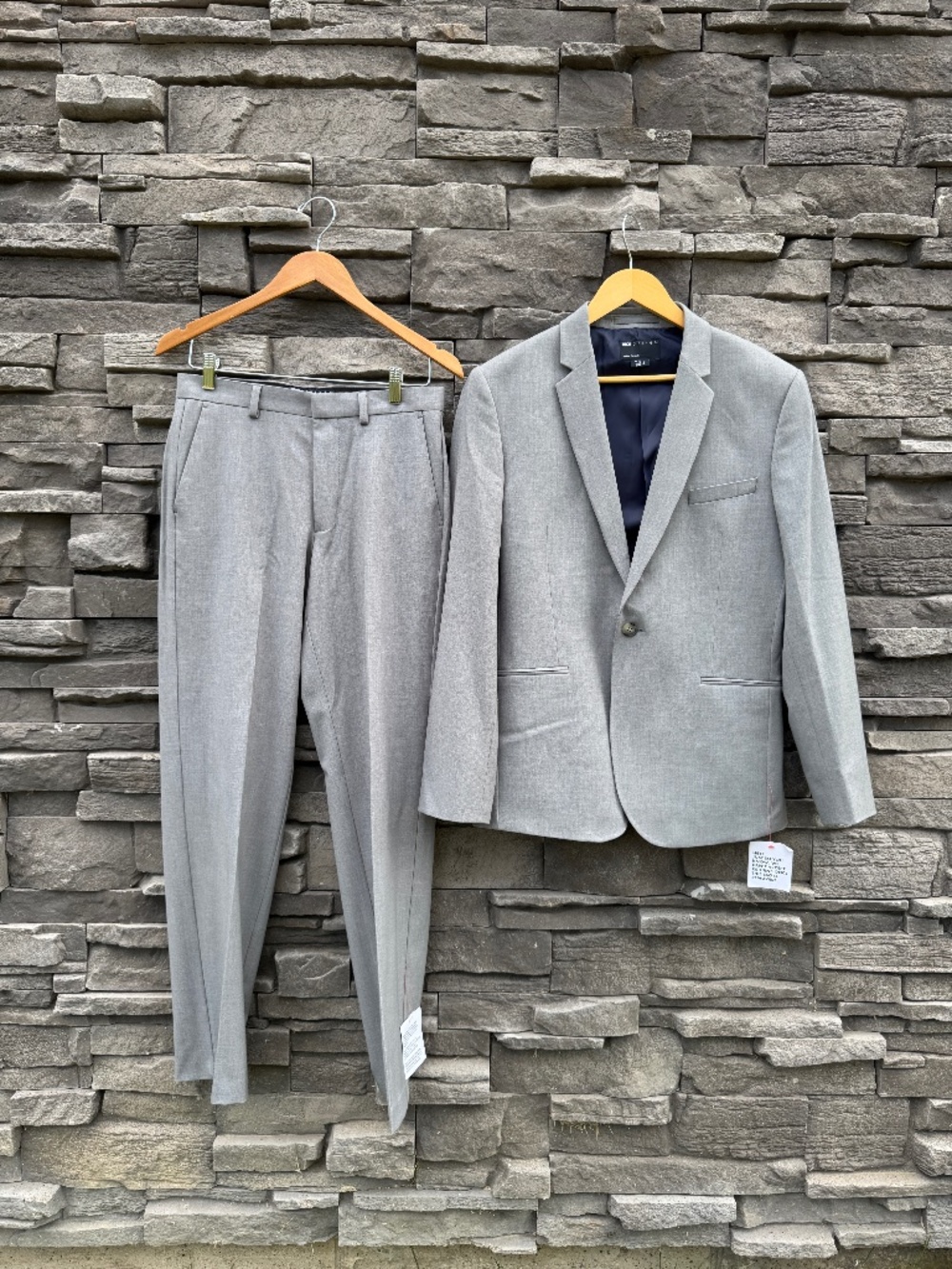 ASOS Design Grey Suit Jacket & Pants Men's Never Worn Tags On